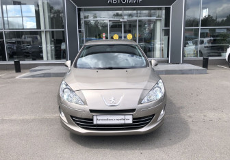 Подержанный автомобиль Peugeot 408 2013 года (2 фото)