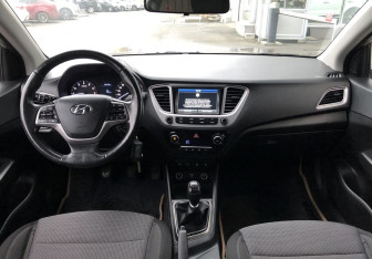 Подержанный автомобиль Hyundai Solaris Sedan 2019 года (10 фото)