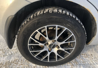 Подержанный автомобиль Nissan Note 2008 года (14 фото)