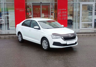 Подержанный автомобиль Skoda Rapid Liftback 2020 года (3 фото)