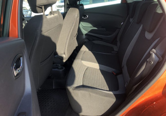 Подержанный автомобиль Renault Kaptur 2017 года (11 фото)