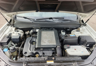 Подержанный автомобиль Hyundai Santa Fe 2009 года (11 фото)