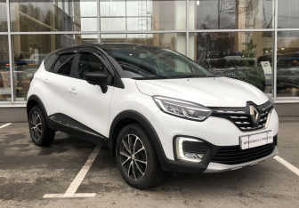 Подержанный автомобиль Renault Kaptur 2021 года (3 фото)