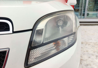 Подержанный автомобиль Chevrolet Orlando 2012 года (9 фото)