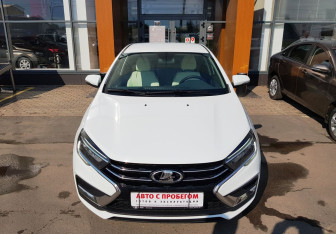 Подержанный автомобиль LADA (ВАЗ) Vesta Sedan 2023 года (2 фото)