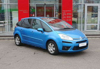 Подержанный автомобиль Citroen C4 Picasso 2011 года (3 фото)