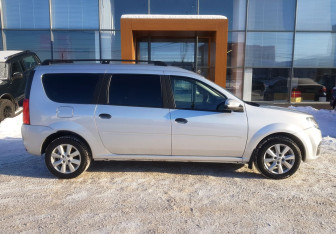 Подержанный автомобиль LADA (ВАЗ) Largus Wagon 2024 года (4 фото)