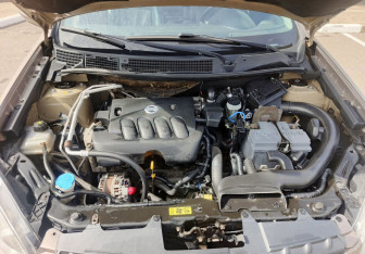 Подержанный автомобиль Nissan Qashqai 2007 года (11 фото)