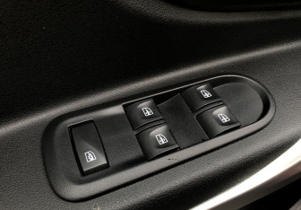 Подержанный автомобиль LADA (ВАЗ) XRAY 2019 года (13 фото)