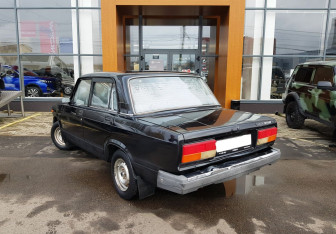 Подержанный автомобиль LADA (ВАЗ) 2107 2010 года (7 фото)