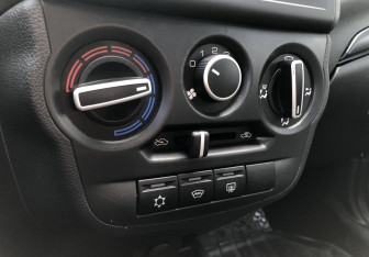 Подержанный автомобиль LADA (ВАЗ) Granta Liftback 2024 года (16 фото)