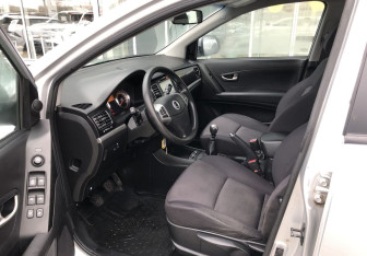 Подержанный автомобиль SsangYong Actyon 2012 года (9 фото)