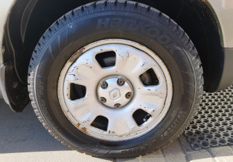 Подержанный автомобиль Renault Duster 2013 года (12 фото)