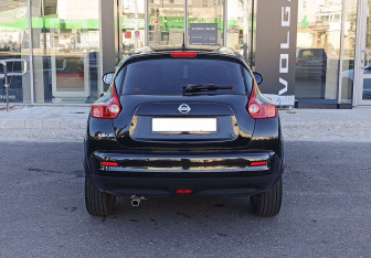Подержанный автомобиль Nissan Juke 2013 года (6 фото)