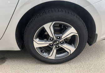 Подержанный автомобиль Kia Cerato Sedan 2021 года (15 фото)