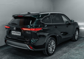 Новый Toyota Highlander 2025 (6 фото)