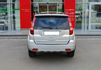 Подержанный автомобиль Great Wall Hover H3 2013 года (6 фото)