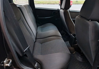 Подержанный автомобиль Chevrolet Niva 2013 года (16 фото)