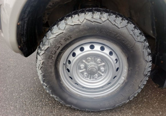 Подержанный автомобиль Mitsubishi L200 2011 года (10 фото)