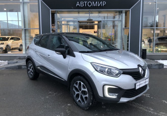 Подержанный автомобиль Renault Kaptur 2020 года (3 фото)