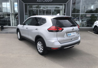Подержанный автомобиль Nissan X-Trail 2019 года (7 фото)
