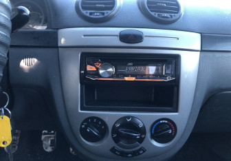 Подержанный автомобиль Chevrolet Lacetti Hatchback 2008 года (14 фото)