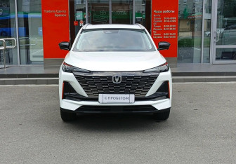 Подержанный автомобиль Changan CS55PLUS 2023 года (2 фото)