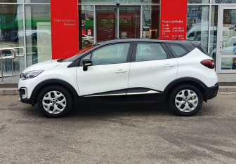 Подержанный автомобиль Renault Kaptur 2016 года (8 фото)