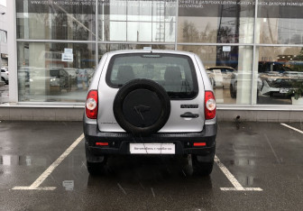 Подержанный автомобиль Chevrolet Niva 2016 года (6 фото)