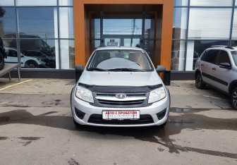 Подержанный автомобиль LADA (ВАЗ) Granta Sedan 2015 года (2 фото)