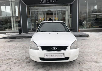 Подержанный автомобиль LADA (ВАЗ) Priora Sedan 2013 года (2 фото)