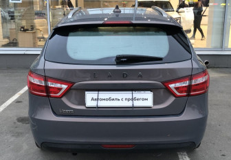 Подержанный автомобиль LADA (ВАЗ) Vesta Wagon 2019 года (6 фото)