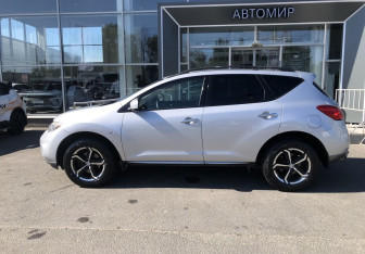 Подержанный автомобиль Nissan Murano Suv 2010 года (4 фото)