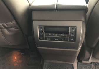 Подержанный автомобиль Lexus GX 2012 года (18 фото)