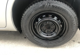 Подержанный автомобиль Toyota Corolla Sedan 2018 года (15 фото)