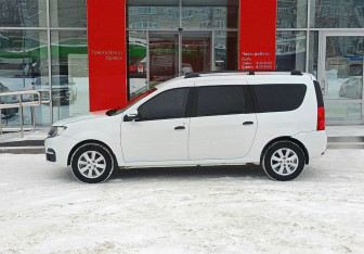 Подержанный автомобиль LADA (ВАЗ) Largus Wagon 2024 года (8 фото)