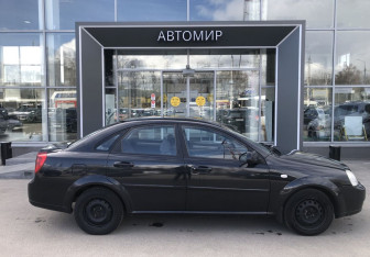 Подержанный автомобиль Chevrolet Lacetti Sedan 2012 года (4 фото)
