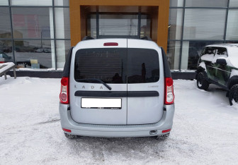 Подержанный автомобиль LADA (ВАЗ) Largus Wagon 2021 года (6 фото)