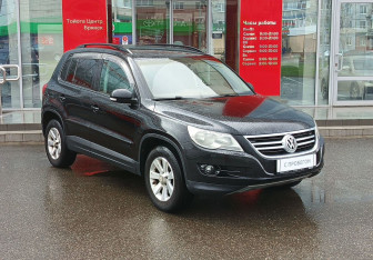 Подержанный автомобиль Volkswagen Tiguan 2010 года (3 фото)