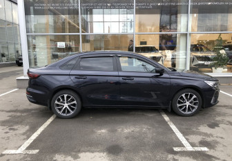 Подержанный автомобиль Geely Emgrand 2023 года (8 фото)