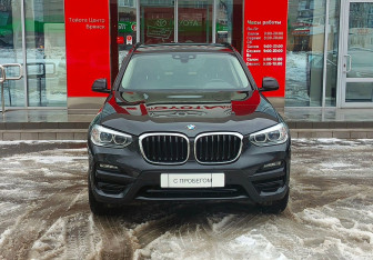 Подержанный автомобиль BMW X3 2020 года (2 фото)