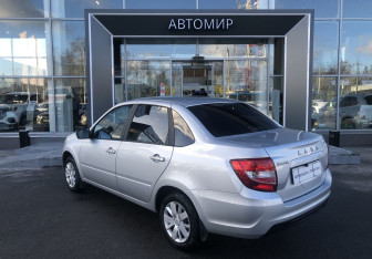 Подержанный автомобиль LADA (ВАЗ) Granta Sedan 2022 года (7 фото)