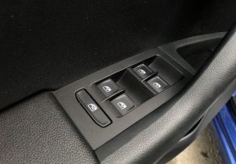 Подержанный автомобиль Skoda Octavia Liftback 2019 года (13 фото)