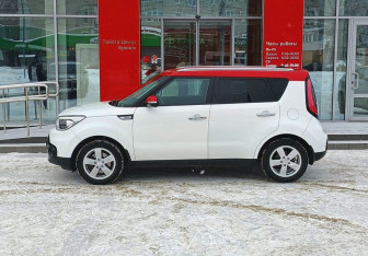 Подержанный автомобиль Kia Soul 2017 года (8 фото)