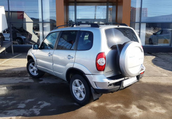 Подержанный автомобиль Chevrolet Niva 2018 года (7 фото)