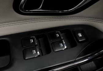 Подержанный автомобиль Kia Ceed Wagon 2016 года (13 фото)