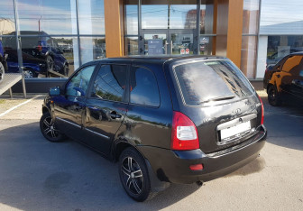 Подержанный автомобиль LADA (ВАЗ) Kalina Wagon 2012 года (7 фото)
