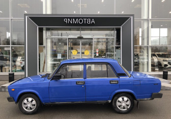 Подержанный автомобиль LADA (ВАЗ) 2105 1999 года (8 фото)