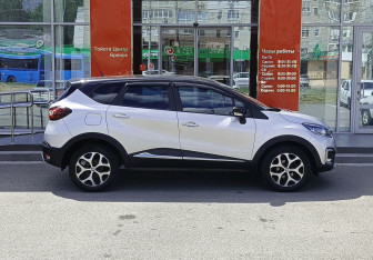 Подержанный автомобиль Renault Kaptur 2020 года (4 фото)