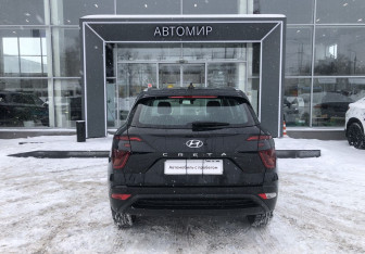 Подержанный автомобиль Hyundai Creta 2021 года (6 фото)